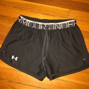 Grey under armor shorts
